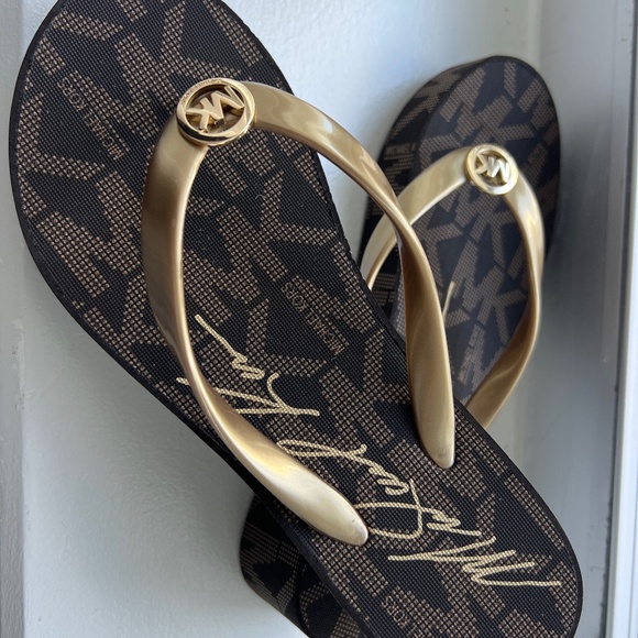 Michael kors Flip flop - Picture 1 of 3